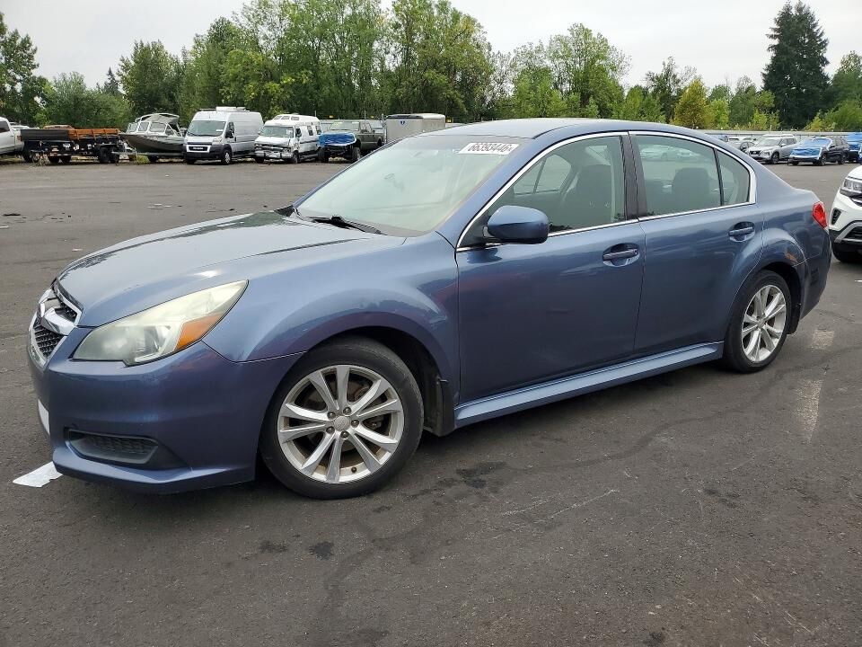 2013 SUBARU Legacy