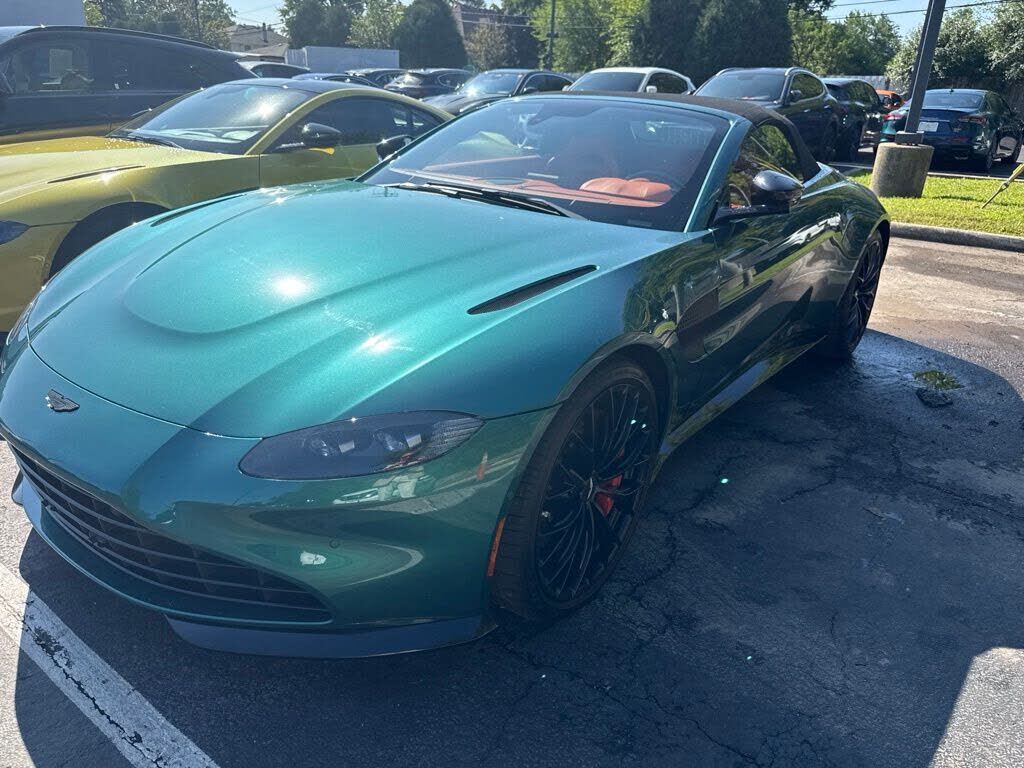 2023 ASTON MARTIN Vantage