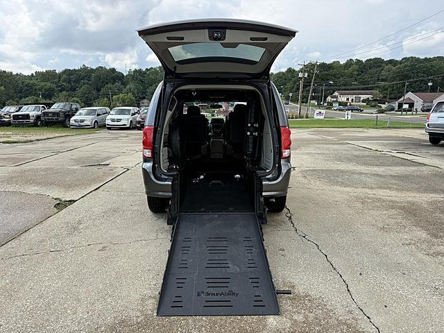 2017 DODGE Grand Caravan