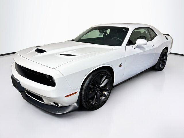 2019 DODGE Challenger