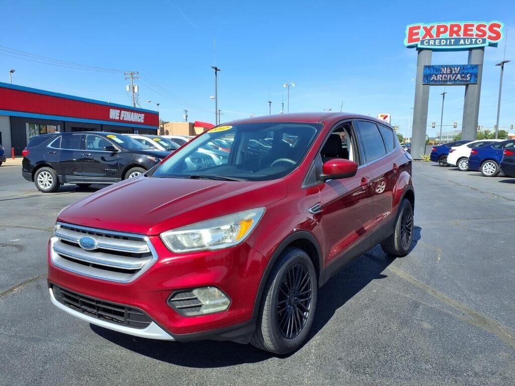2017 FORD Escape