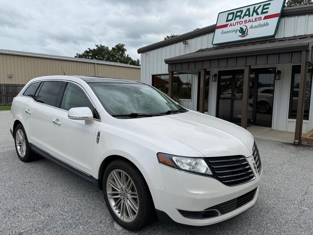2017 LINCOLN MKT