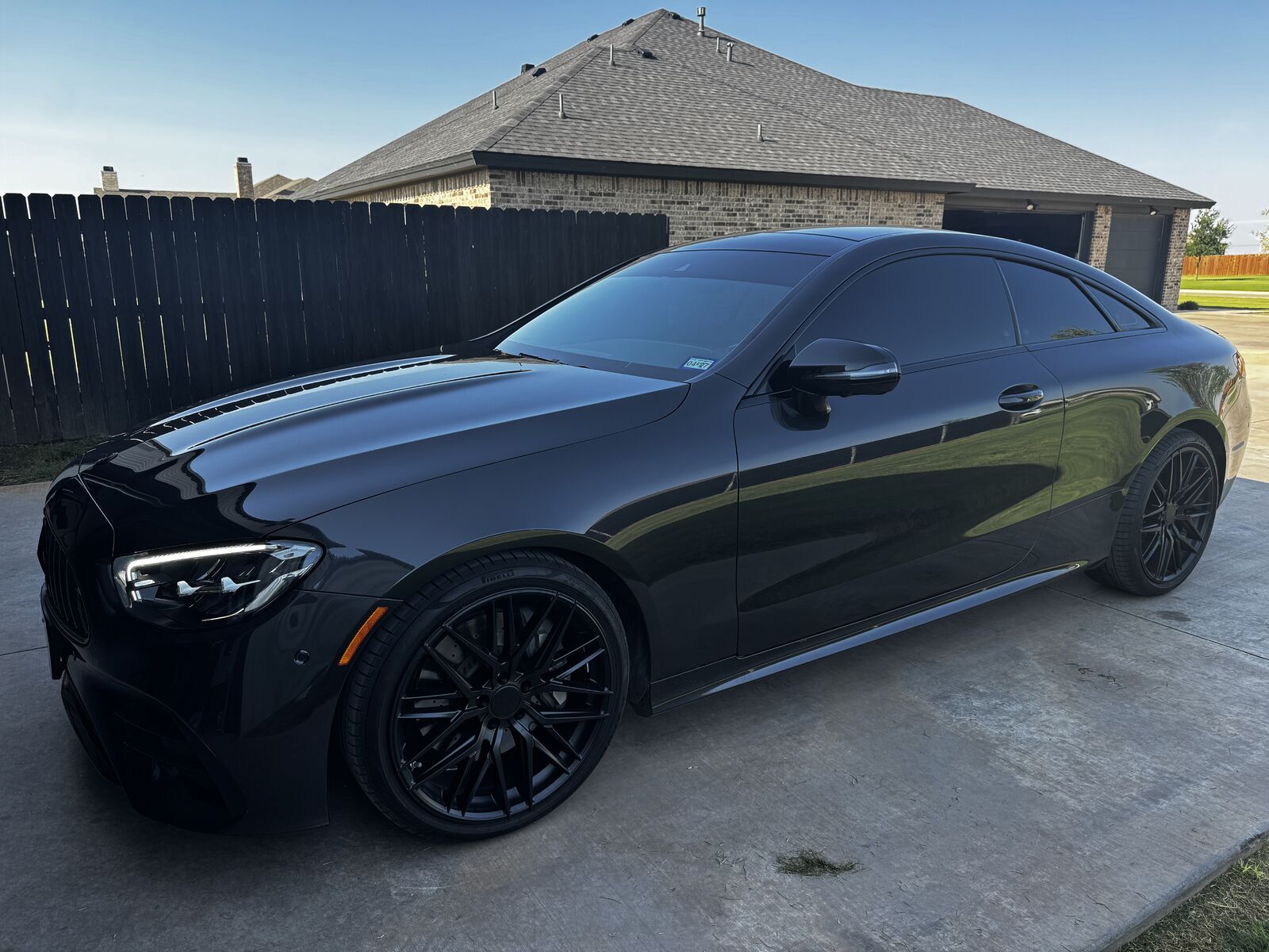 2022 MERCEDES-BENZ E-Class