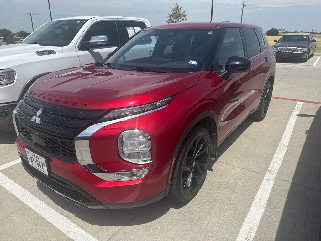2023 MITSUBISHI Outlander