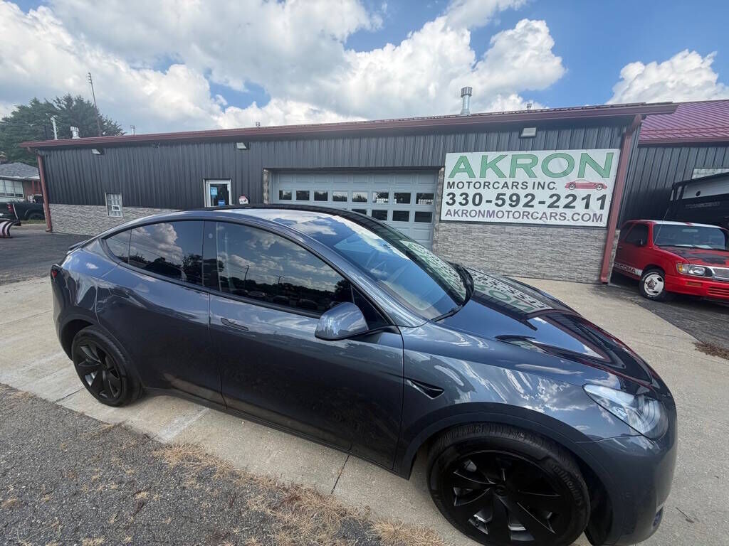 2021 TESLA Model Y