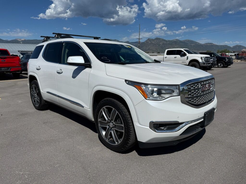 2017 GMC Acadia