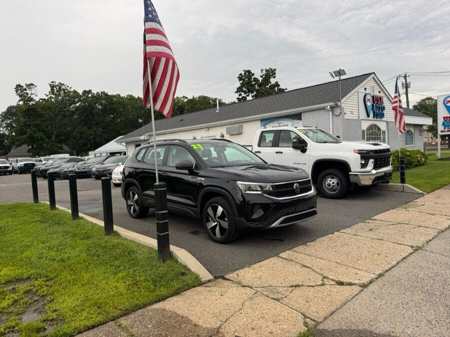 2023 VOLKSWAGEN Taos 4Motion