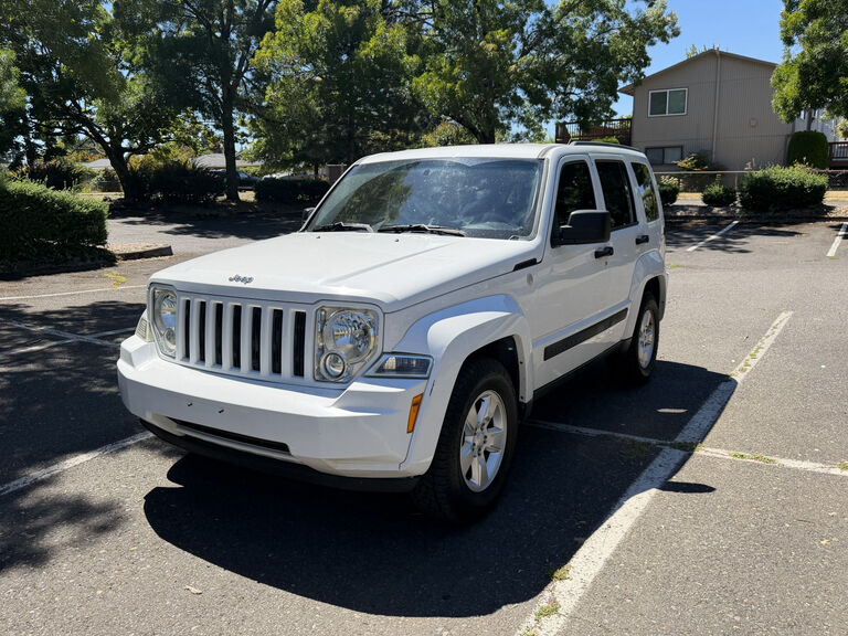 2011 JEEP Liberty