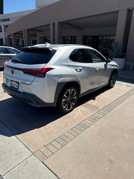 2019 LEXUS UX