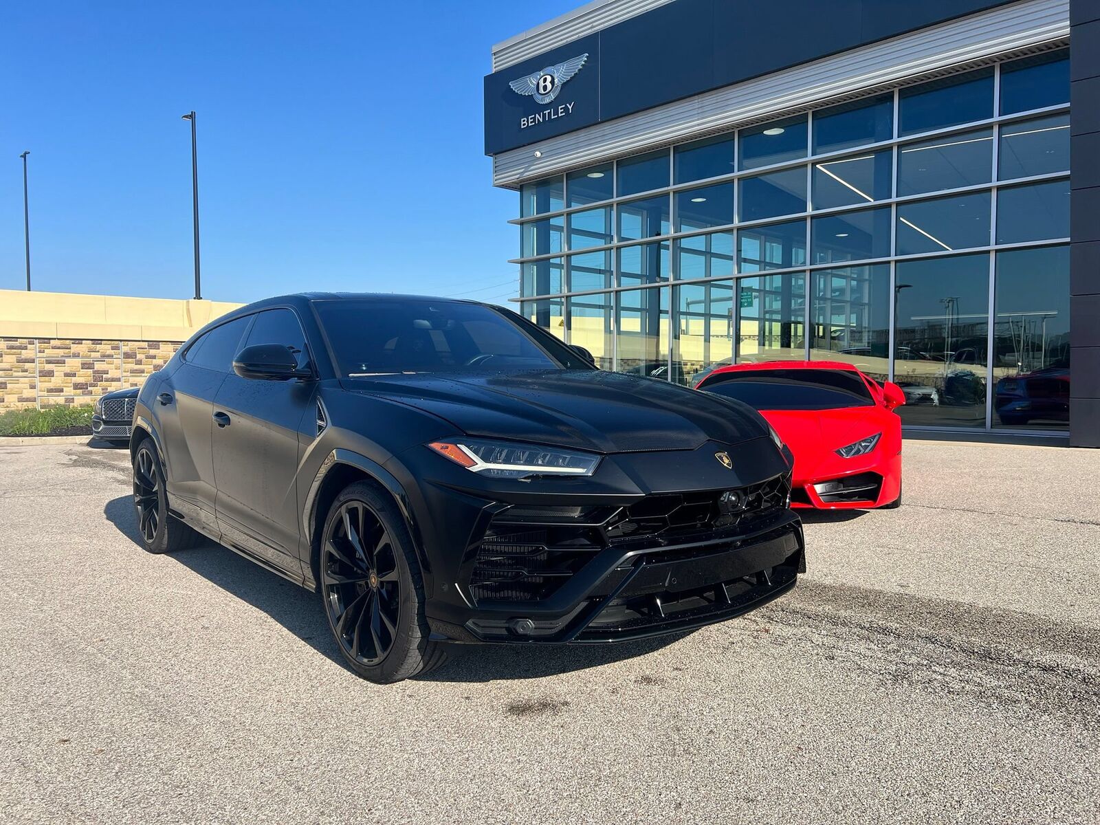 2022 LAMBORGHINI URUS