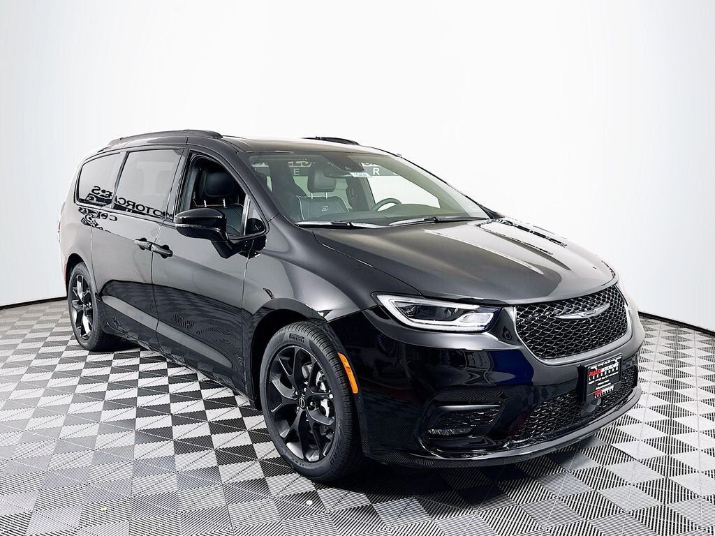 2026 CHRYSLER Pacifica
