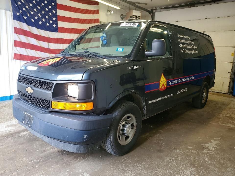 2017 CHEVROLET Express