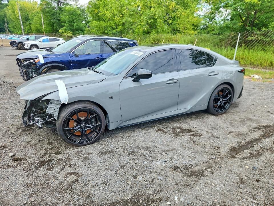 2025 LEXUS IS