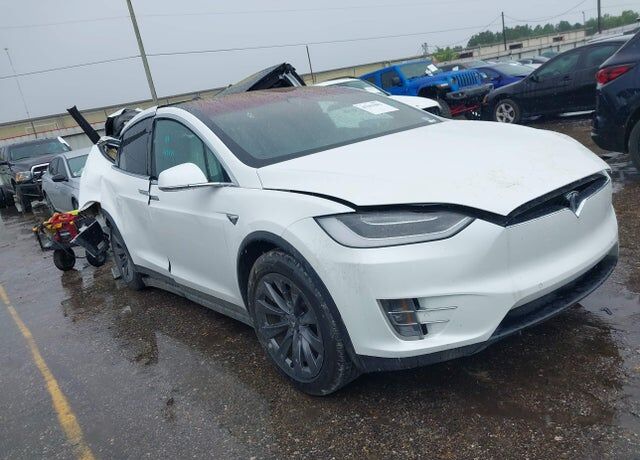 2017 TESLA Model X