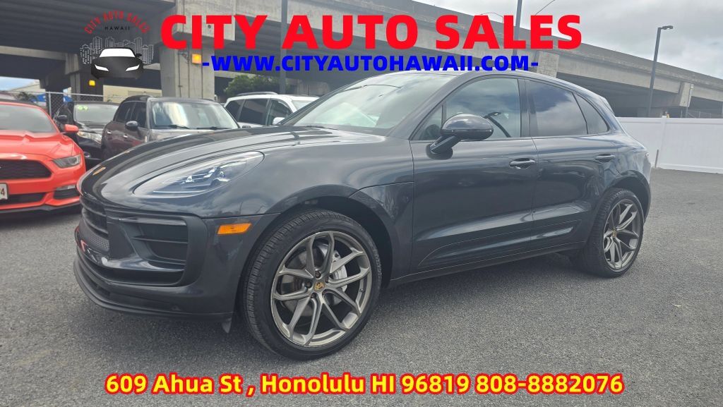 2022 PORSCHE Macan