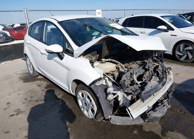 2016 FORD Fiesta
