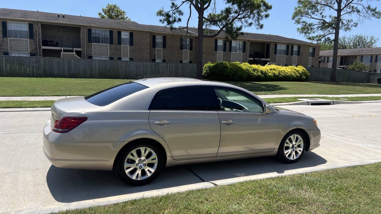 2009 TOYOTA Avalon
