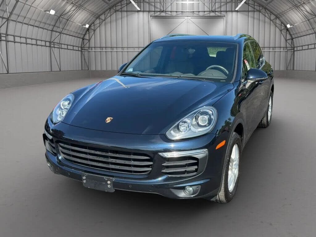 2016 PORSCHE Cayenne