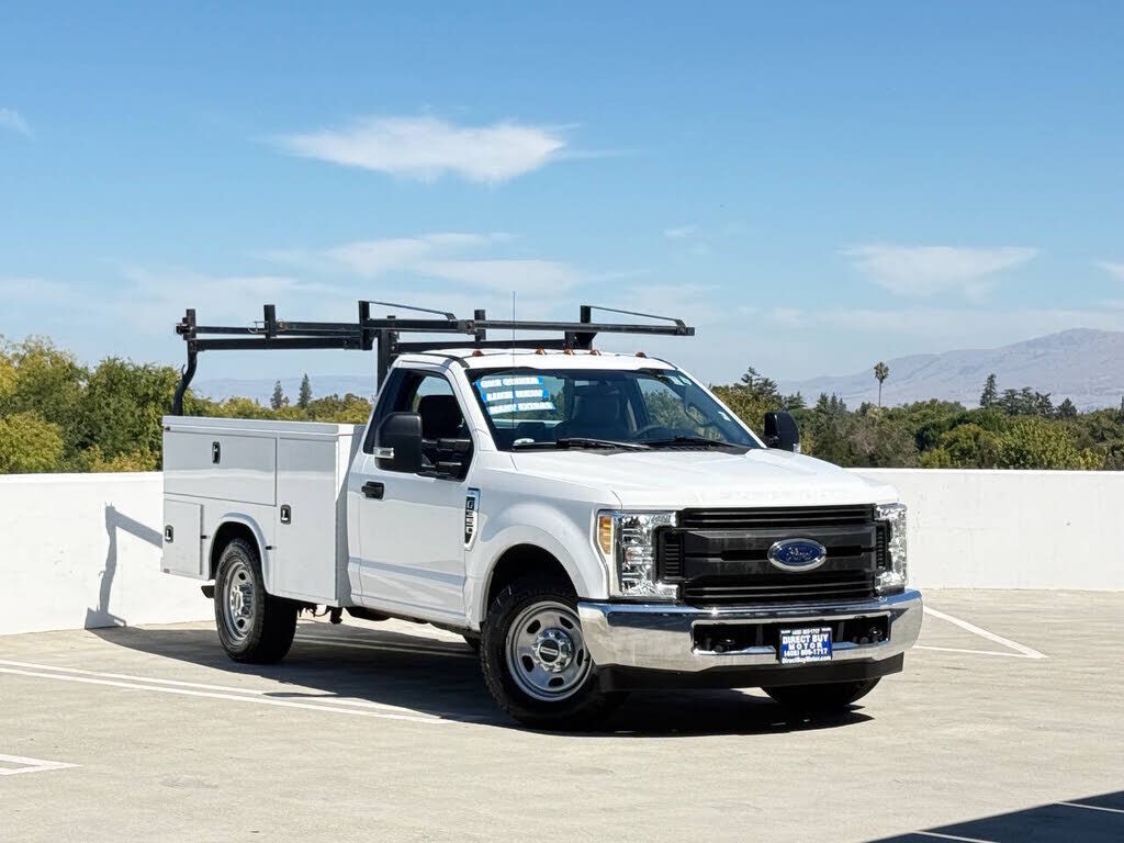 2017 FORD F-350