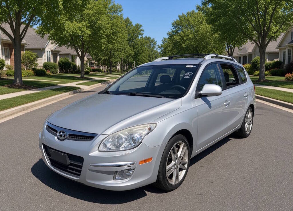 2011 HYUNDAI Elantra