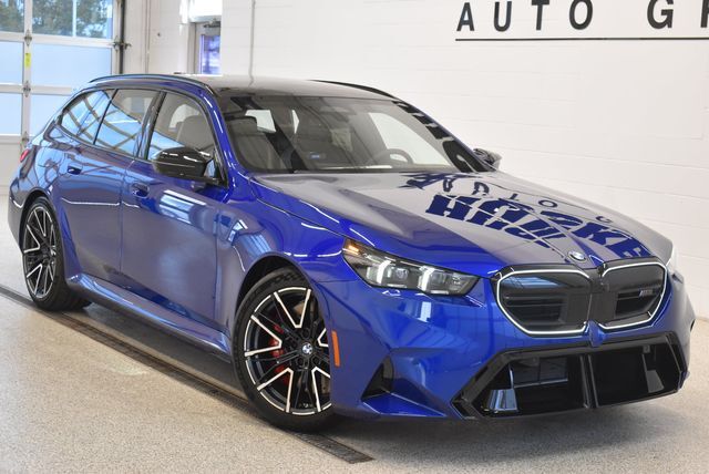 2027 BMW M5