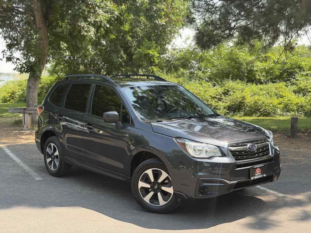 2017 SUBARU Forester
