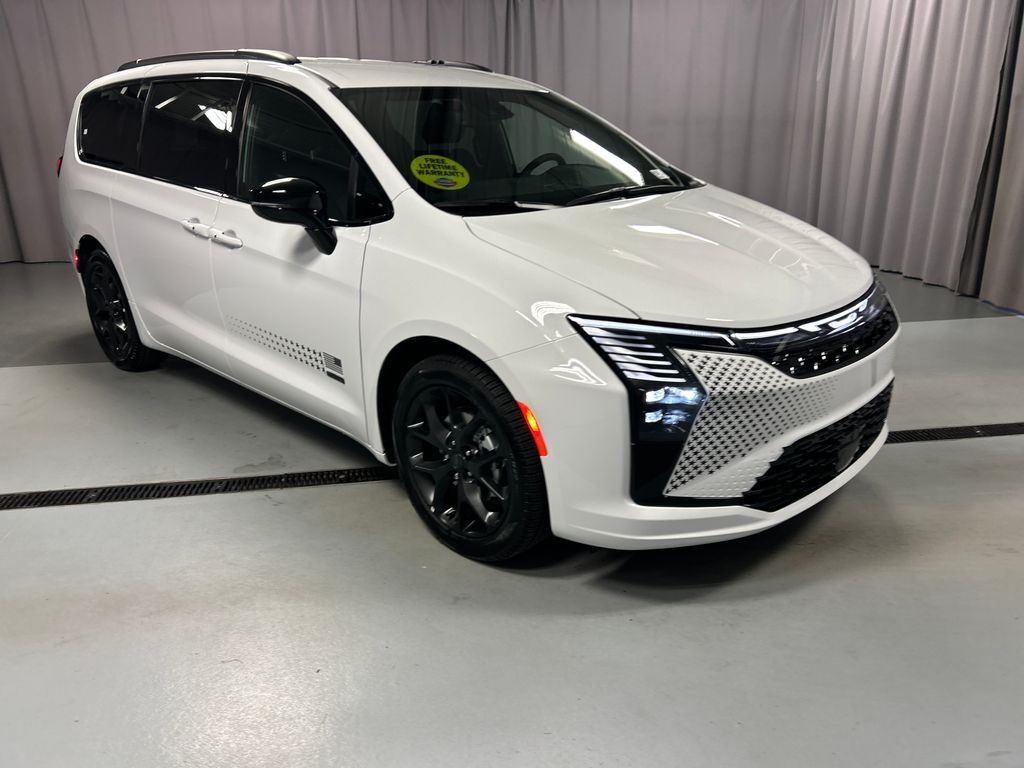 2027 CHRYSLER Pacifica