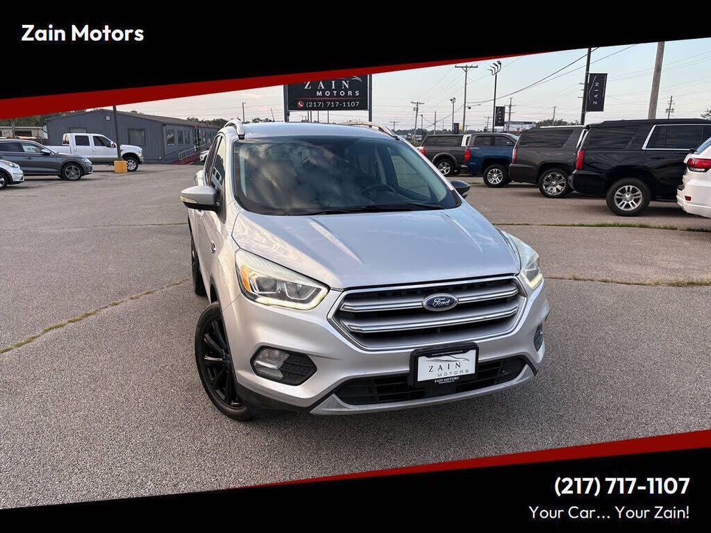 2017 FORD Escape