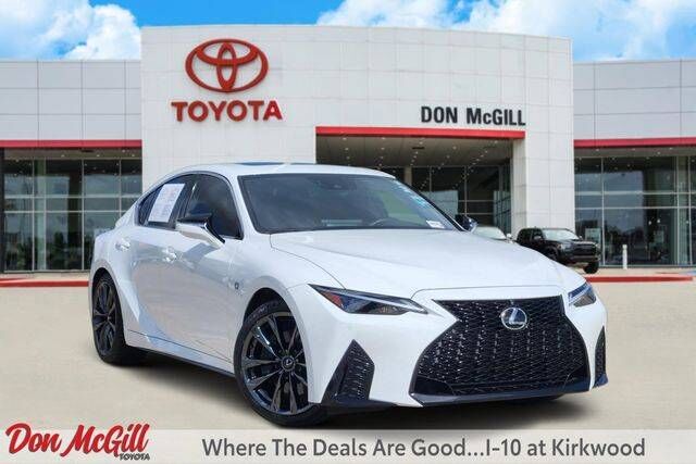 2024 LEXUS IS