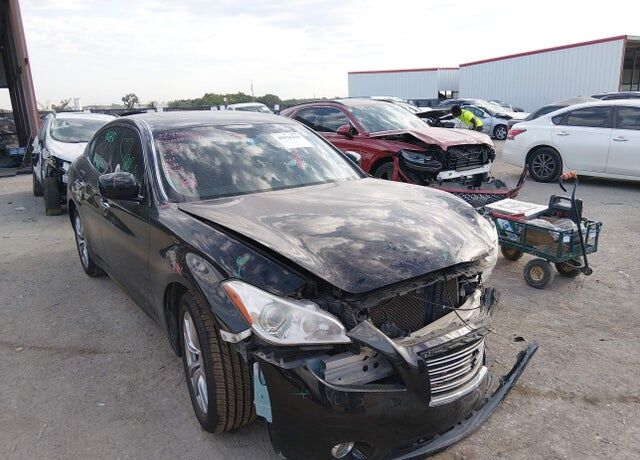 2012 INFINITI M37