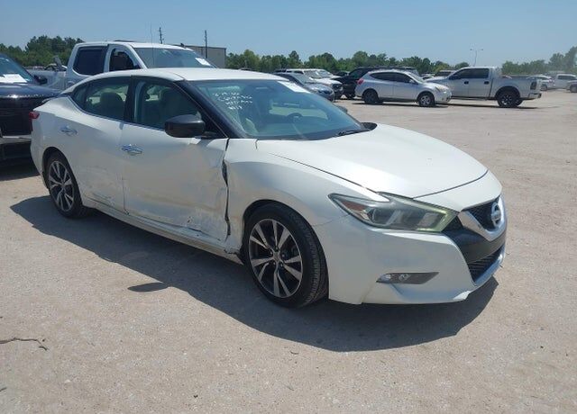 2016 NISSAN Maxima