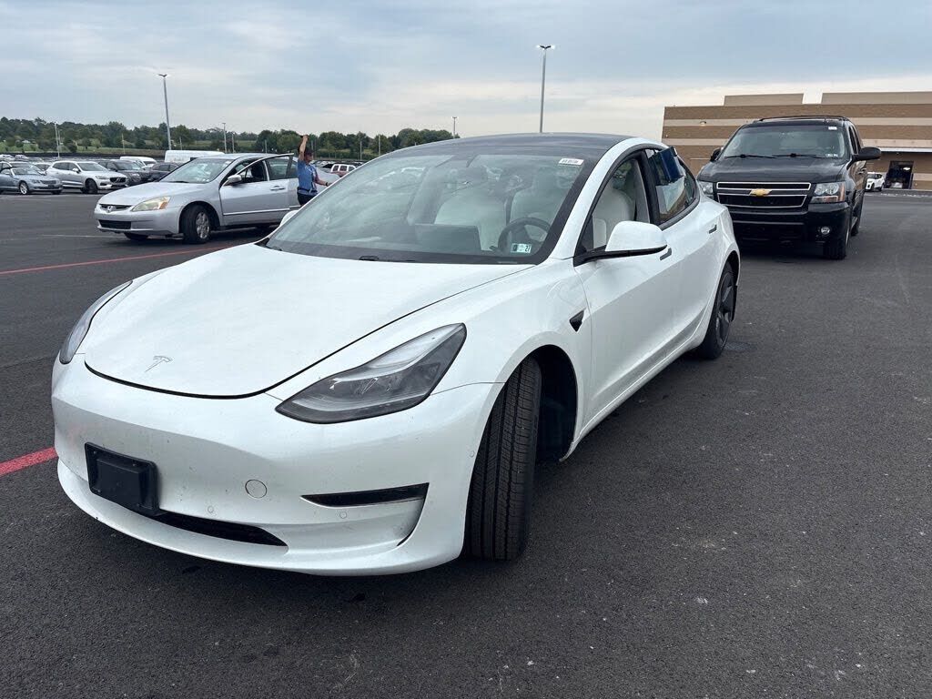 2021 TESLA Model 3