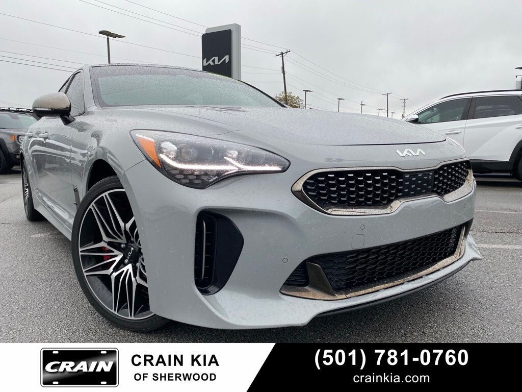 2023 KIA Stinger