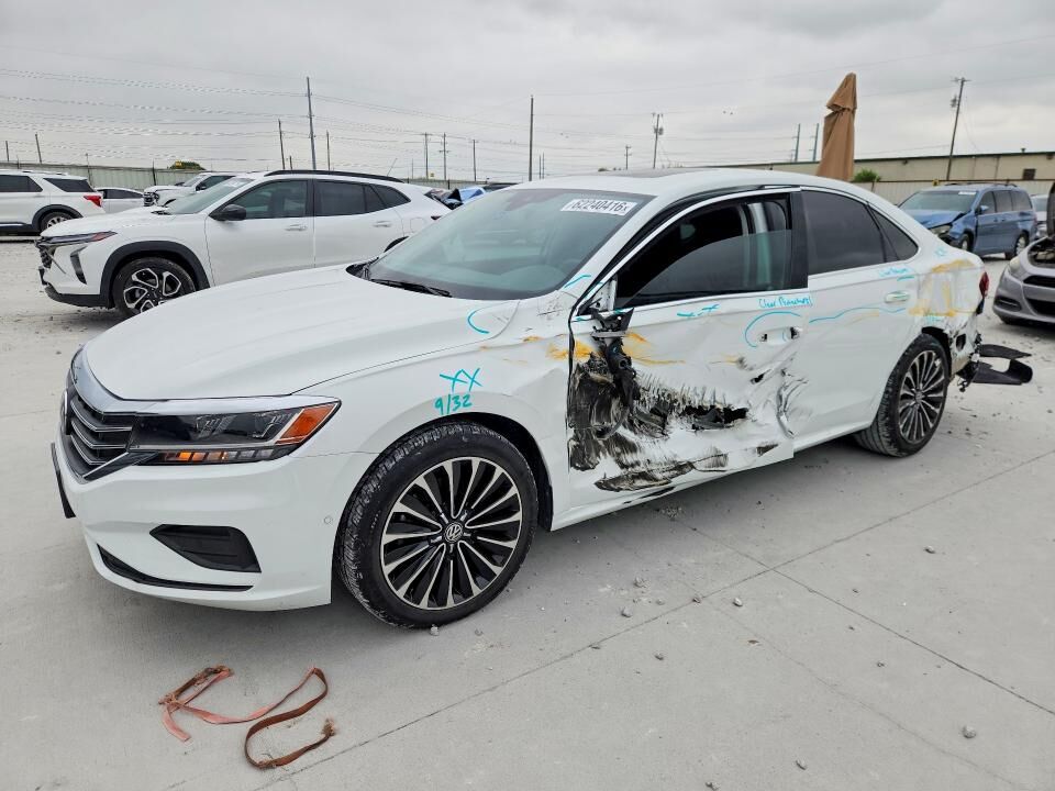 2022 VOLKSWAGEN Passat