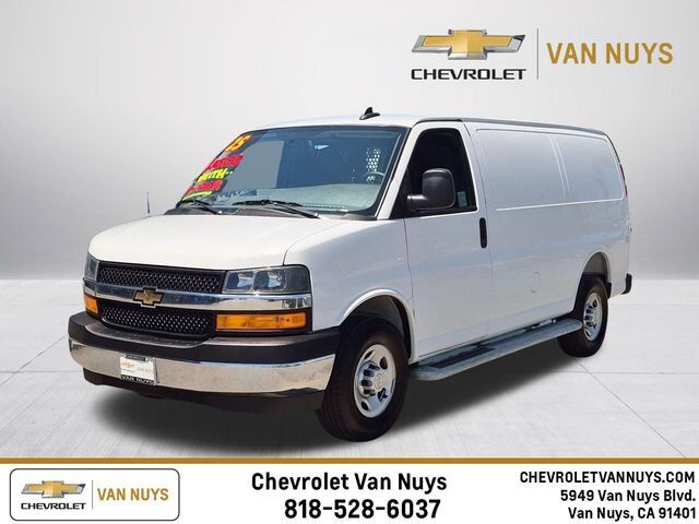 2025 CHEVROLET Express