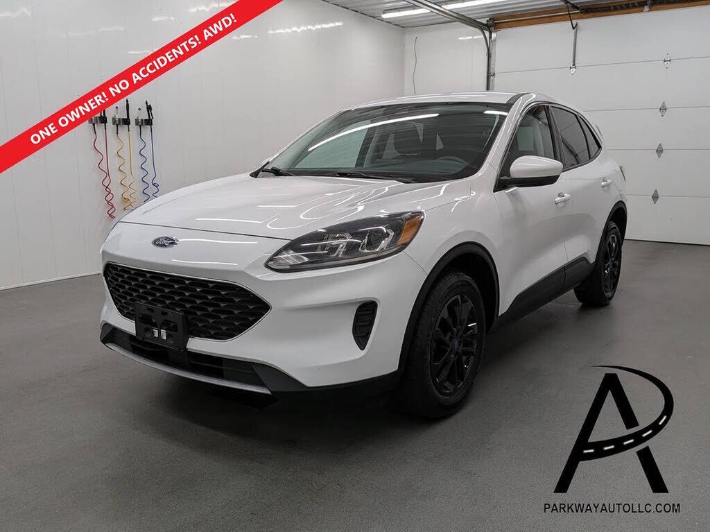 2021 FORD Escape