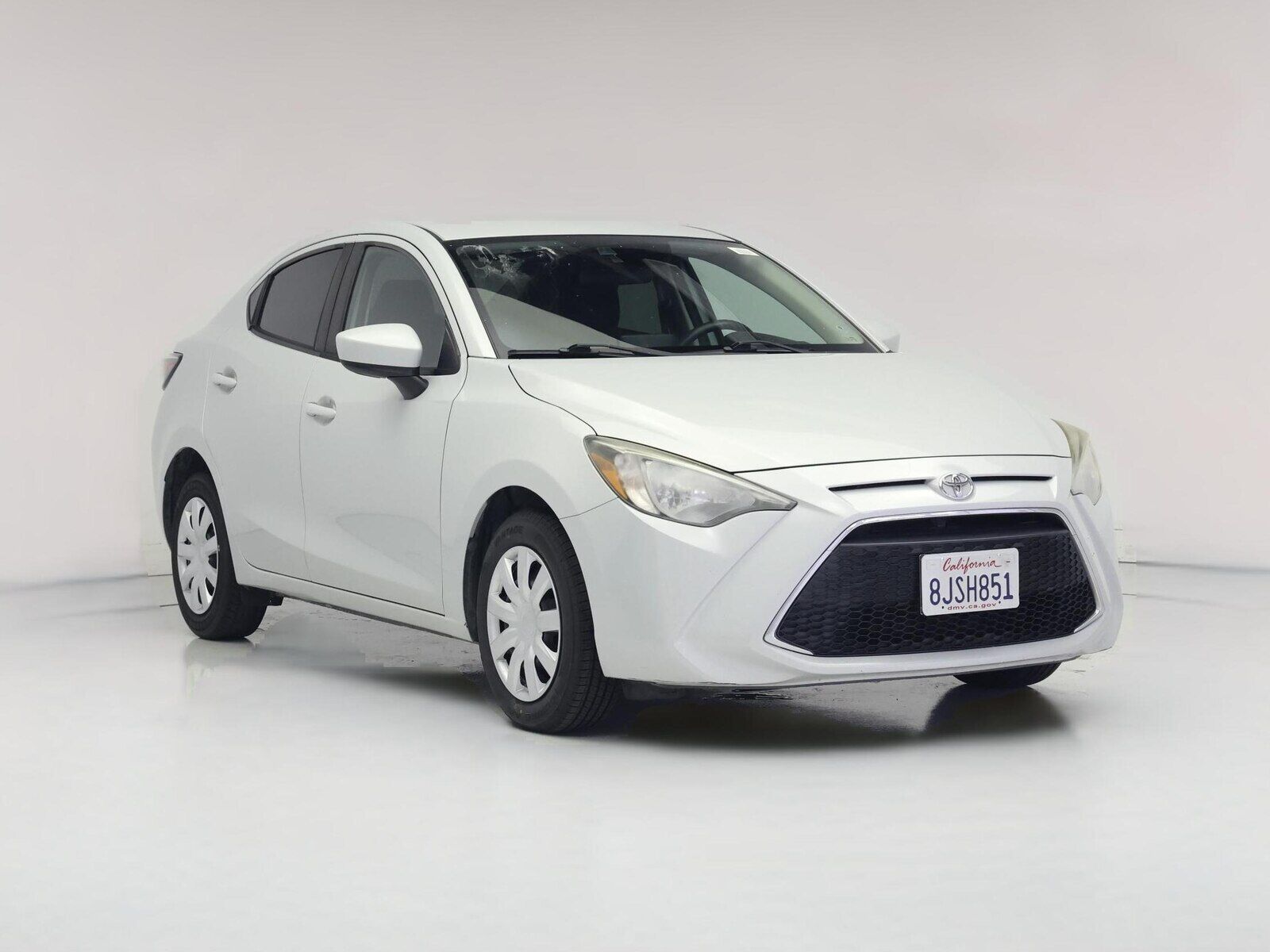 2019 TOYOTA Yaris