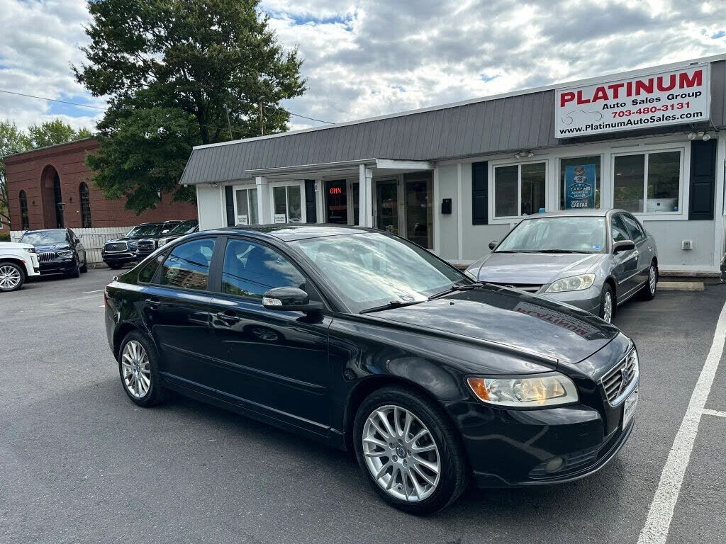 2010 VOLVO S40