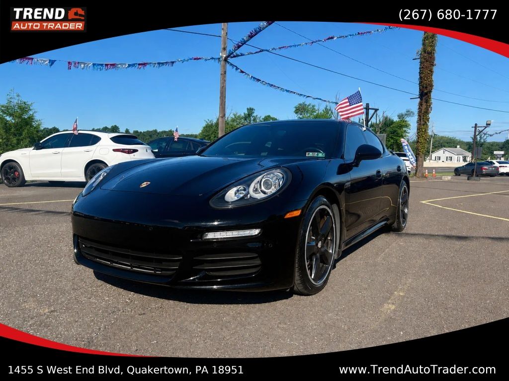 2016 PORSCHE Panamera