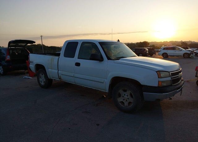 2006 CHEVROLET Silverado