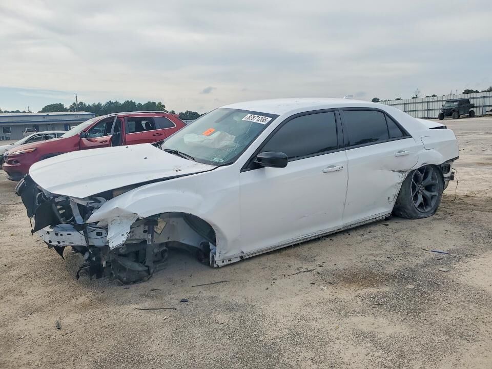 2023 CHRYSLER 300