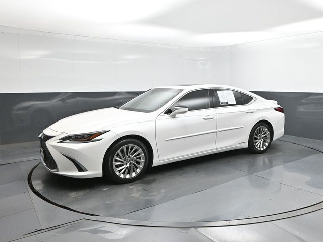 2021 LEXUS ES