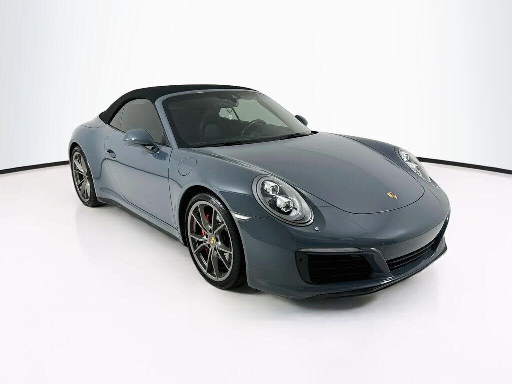 2017 PORSCHE 911