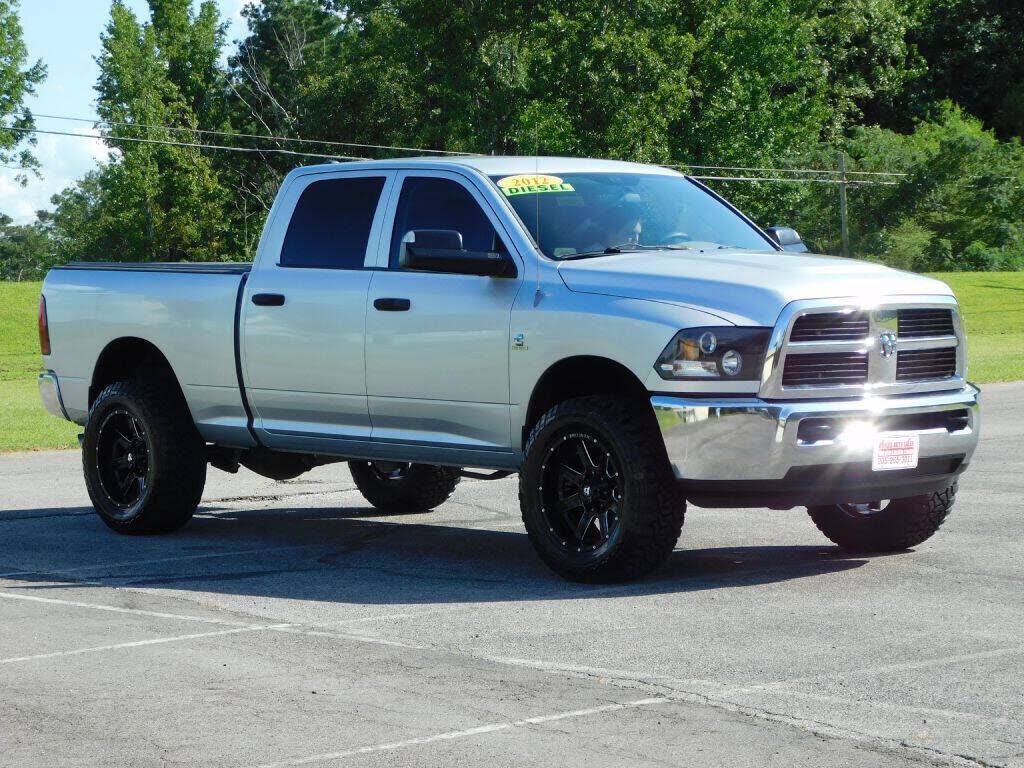 2012 DODGE Ram