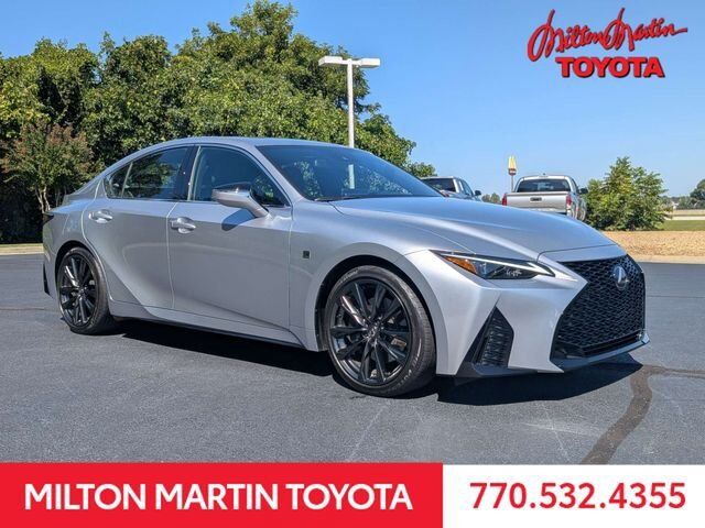 2024 LEXUS IS