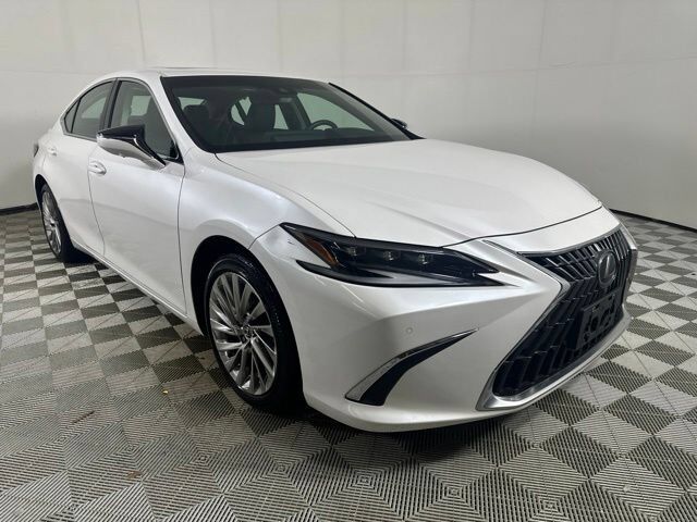 2023 LEXUS ES