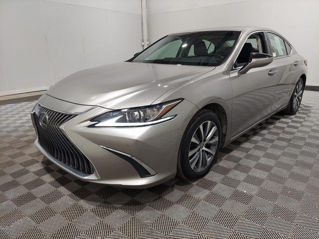 2019 LEXUS ES
