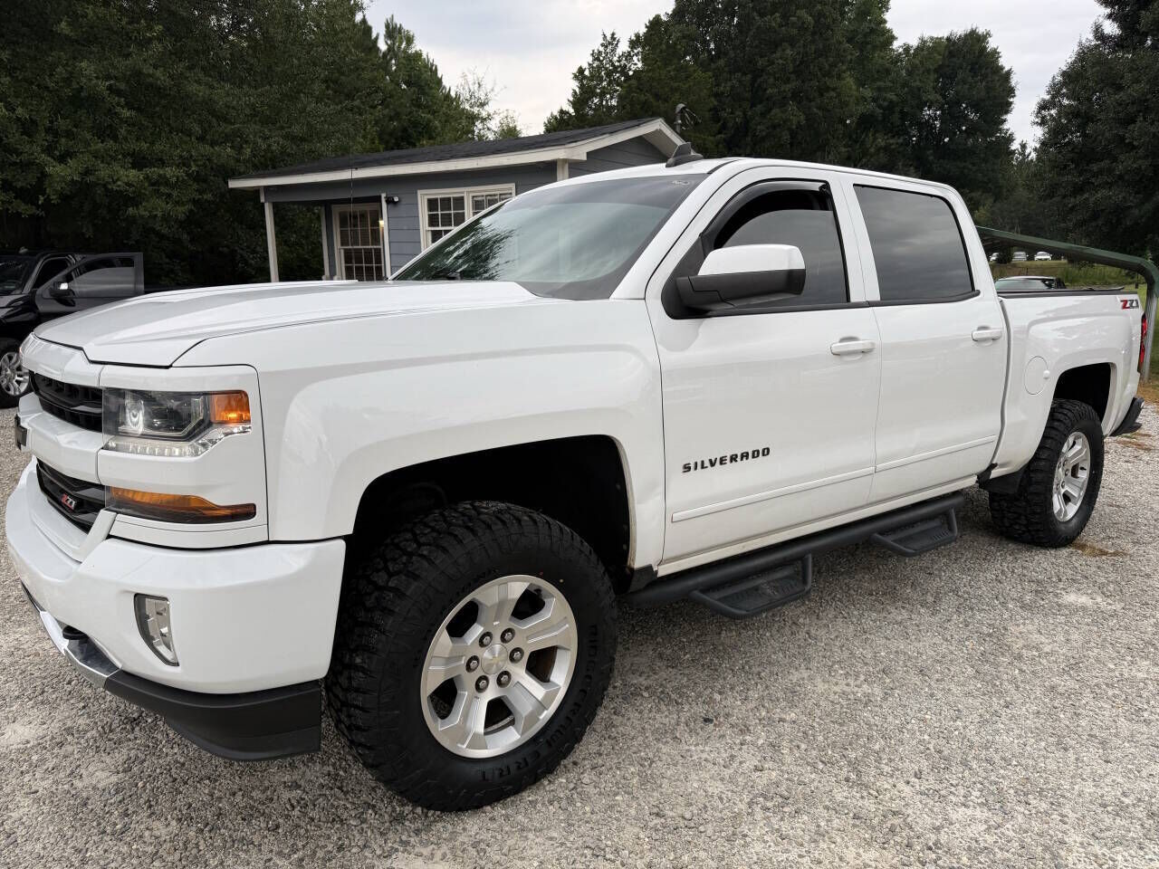 2018 CHEVROLET Silverado