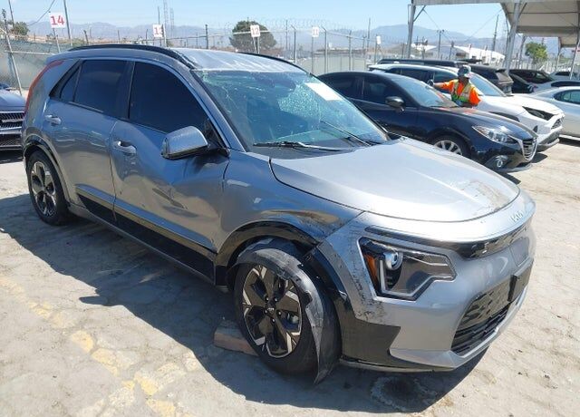 2023 KIA Niro