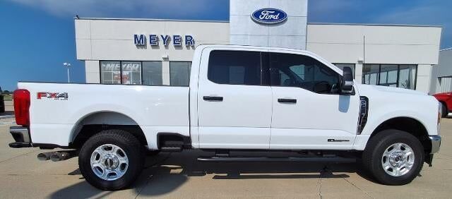 2025 FORD F-250